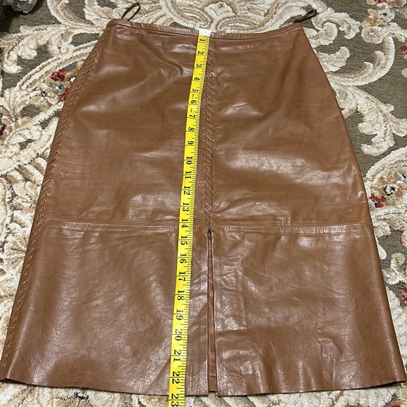 Banana Republic Tan whip stitched Western Boho Leather Skirt - Picture 2 of 9